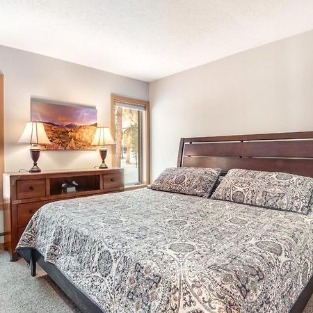 The Pines Condos Кийстоун Екстериор снимка