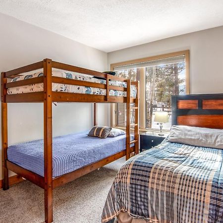 The Pines Condos Кийстоун Екстериор снимка