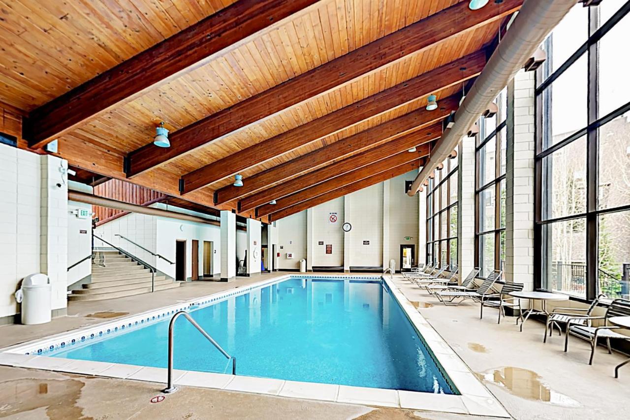 The Pines Condos Кийстоун Екстериор снимка