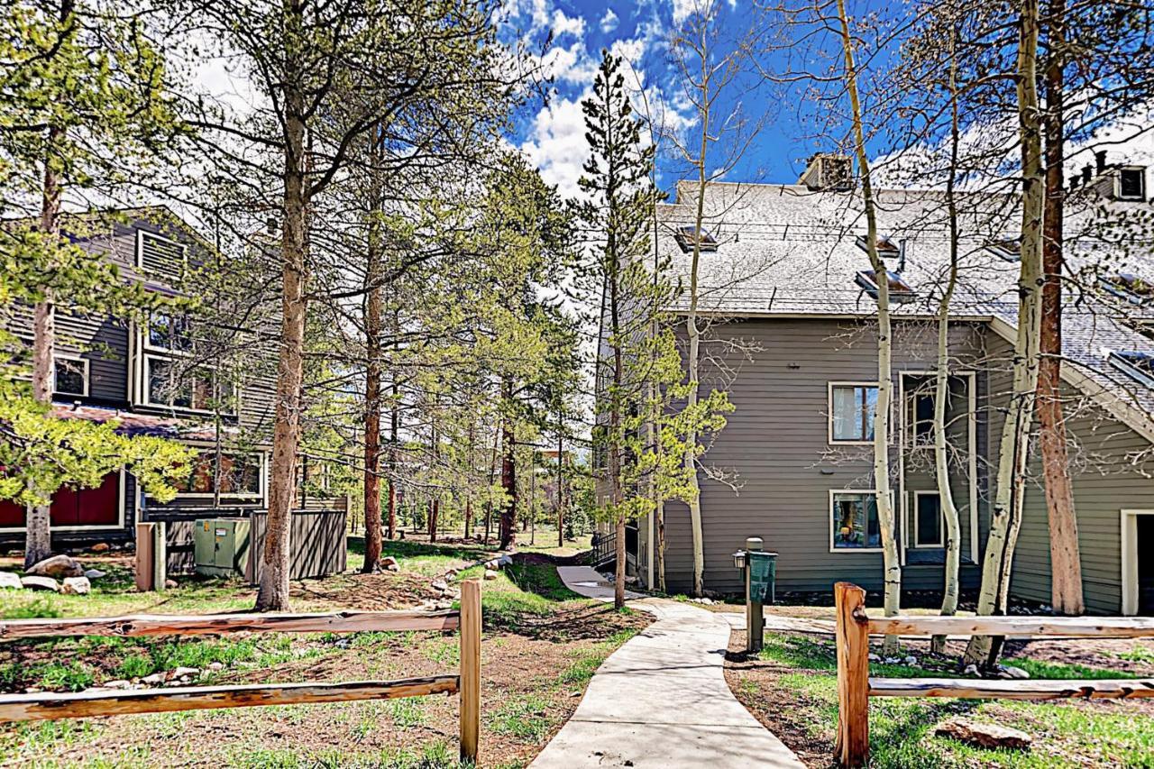 The Pines Condos Кийстоун Екстериор снимка