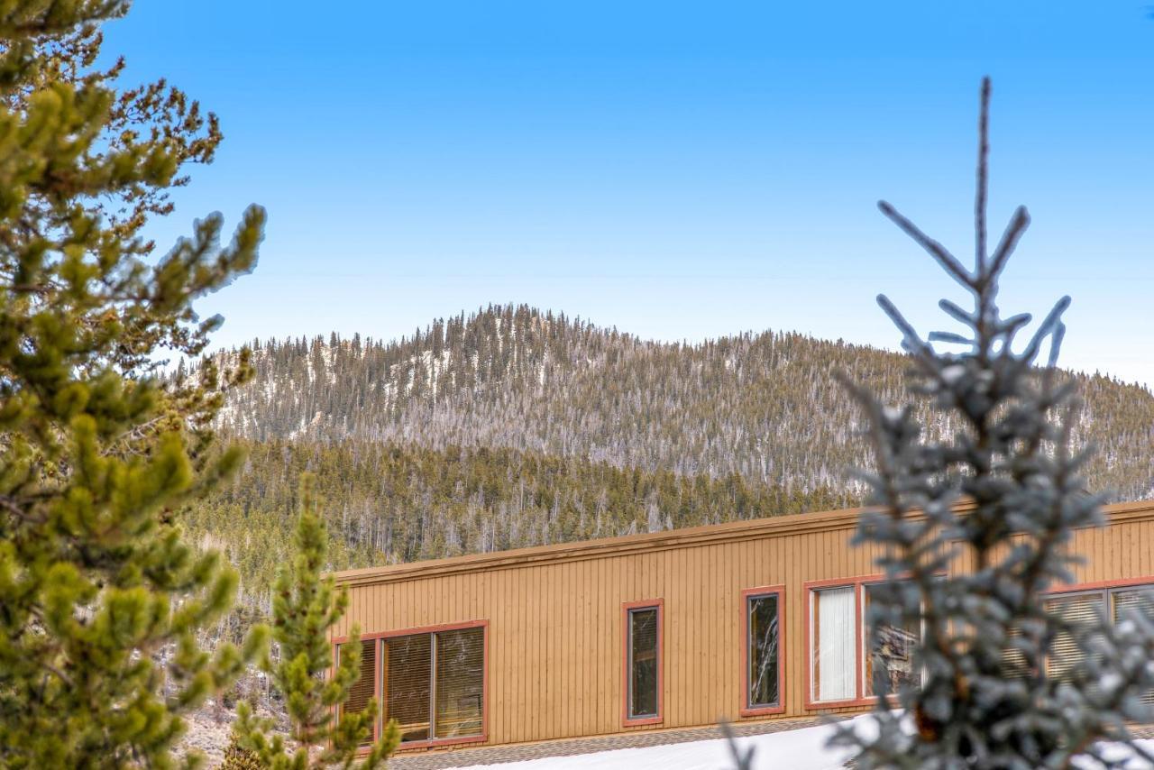 The Pines Condos Кийстоун Екстериор снимка